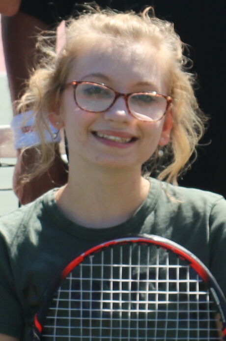 Halle Hadel